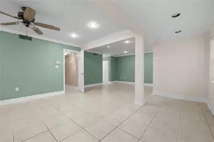 1633 NW 19th Cir, Gainesville, FL 32605 - Photo 20