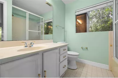 1633 NW 19th Circle, Gainesville, FL 32605 - Photo 16