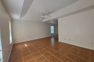 4686 NE 15th Ter, Gainesville, FL 32609 - Photo 4