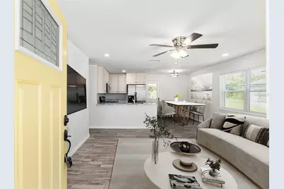 1522 SE 13th Place, Gainesville, FL 32641 - Photo 2