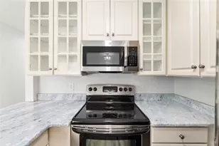 1522 SE 13th Pl, Gainesville, FL 32641 - Photo 12