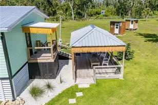 1175 SW 248th Ave, Steinhatchee, FL 32359 - Photo 16