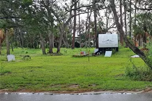 401 W 1st Street NW, Steinhatchee, FL 32359 - Photo 1