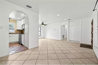 3424 NW 7th Place, Gainesville, FL 32607 - Photo 8