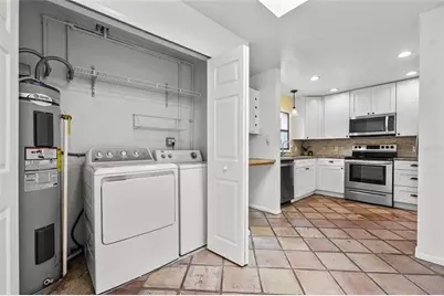 3424 NW 7th Place, Gainesville, FL 32607 - Photo 12