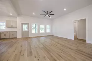 9140 Dorie Dr, Fanning Springs, FL 32693 - Photo 10