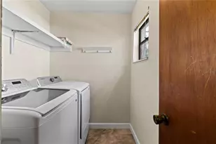 2635 SW 35th Pl, Gainesville, FL 32608 - Photo 10