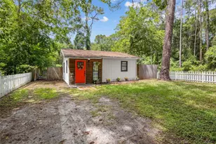 202 NW 20th Ave, Gainesville, FL 32609 - Photo 2