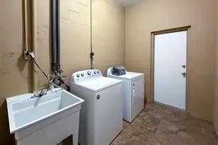 3027 NW 1st Ave, Gainesville, FL 32607 - Photo 6