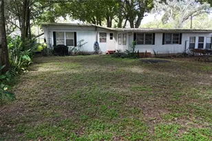 16935 SE 101st Avenue Rd, Summerfield, FL 34491 - Photo 1