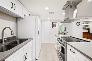 2720 NW 104th Ct, Gainesville, FL 32606 - Photo 12