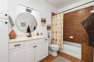 335 NE 2nd Ave, Gainesville, FL 32601 - Photo 18