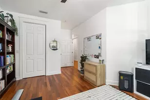 335 NE 2nd Ave, Gainesville, FL 32601 - Photo 20