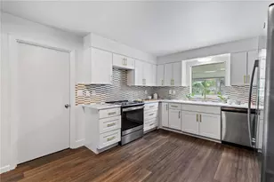 311 SW 4th St, Trenton, FL 32693 - Photo 6