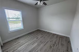 6686 SW 11th Ln, Gainesville, FL 32607 - Photo 14