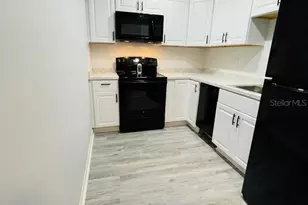 3924 SW 26th Dr, Gainesville, FL 32607 - Photo 2