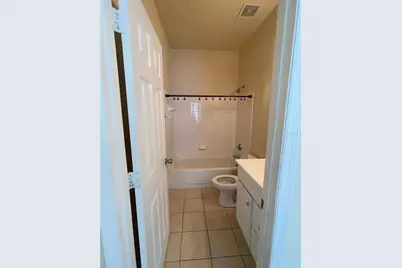 4872 NW 42nd Road #106, Gainesville, FL 32606 - Photo 16