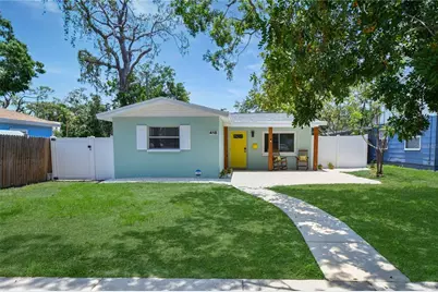 418 40th Avenue S, Saint Petersburg, FL 33705 - Photo 1