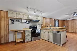 9712 NW 58th St, Chiefland, FL 32626 - Photo 6