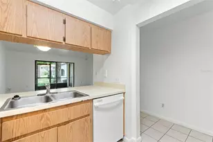 2635 SW 35th Pl, Gainesville, FL 32608 - Photo 16