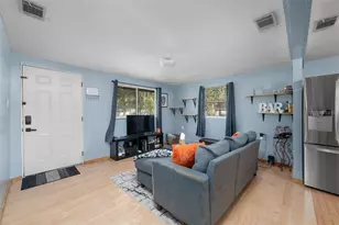 2211 SE 51st St, Gainesville, FL 32641 - Photo 10