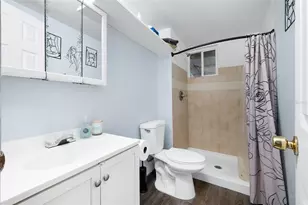 2211 SE 51st St, Gainesville, FL 32641 - Photo 8