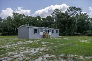549 SW Hawaii Ter, Fort White, FL 32038 - Photo 1