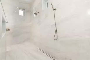 8679 SW 28 Ln, Gainesville, FL 32608 - Photo 20