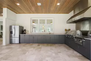 8679 SW 28 Ln, Gainesville, FL 32608 - Photo 50