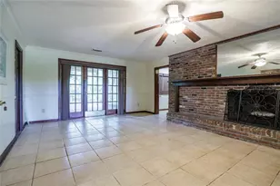 3108 SW 2 Ct, Gainesville, FL 32601 - Photo 10