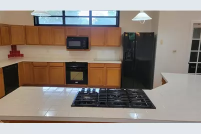 1014 SE 10th Street, Gainesville, FL 32601 - Photo 6