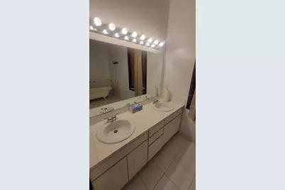 1014 SE 10th Street, Gainesville, FL 32601 - Photo 10