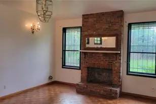 1014 SE 10th St, Gainesville, FL 32601 - Photo 8