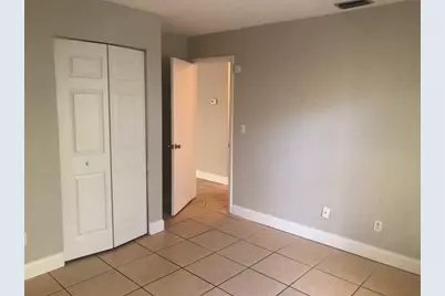 7213 SW 44th Place #7, Gainesville, FL 32608 - Photo 6