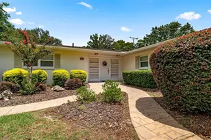 2138 NW 30th Pl, Gainesville, FL 32605 - Photo 2