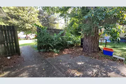 7119 SW 45th Place #A, Gainesville, FL 32608 - Photo 4