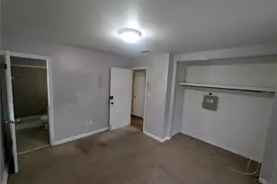 1714 NW 38th St, Gainesville, FL 32605 - Photo 10