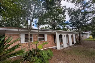 1714 NW 38th St, Gainesville, FL 32605 - Photo 12