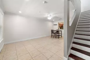 4639 SW 48th Dr, Gainesville, FL 32608 - Photo 10