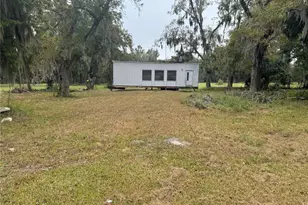 108 E Market Rd, Starke, FL 32091 - Photo 2