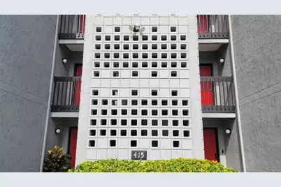 415 NW 39th Road #E, Gainesville, FL 32607 - Photo 2