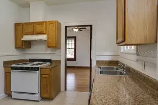 113 NW 11th St, Gainesville, FL 32601 - Photo 4