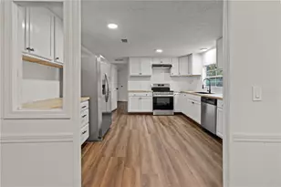 1431 SE 29 Terrace, Gainesville, FL 32641 - Photo 8