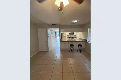 3600 SW 19th Avenue #41D, Gainesville, FL 32607 - Photo 4