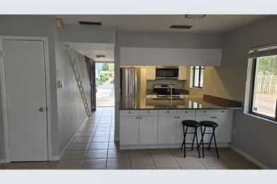 3600 SW 19th Avenue #41D, Gainesville, FL 32607 - Photo 2