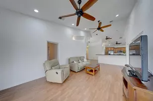 4361 NE 13th Terrace, Oakland Park, FL 33334 - Photo 10