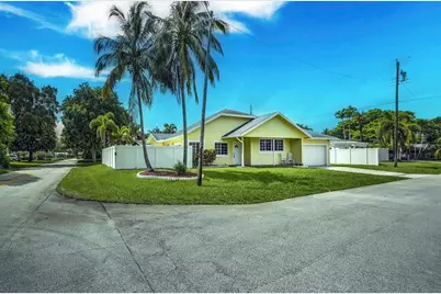 4361 NE 13th Terrace, Oakland Park, FL 33334 - Photo 1