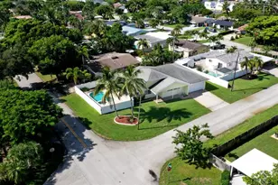 4361 NE 13th Terrace, Oakland Park, FL 33334 - Photo 8