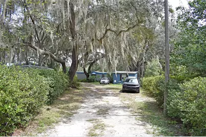 148 Swan Lake Drive, Melrose, FL 32666 - Photo 2