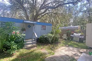 148 Swan Lake Dr, Melrose, FL 32666 - Photo 6